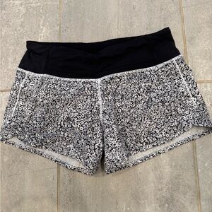 Lululemon speed up shorts size 4